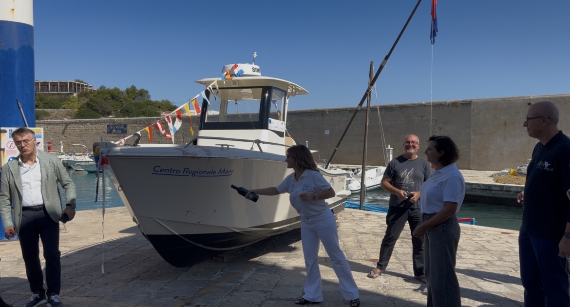 Battesimo del natante di ARPA Puglia destinato alle attività di monitoraggio del mare